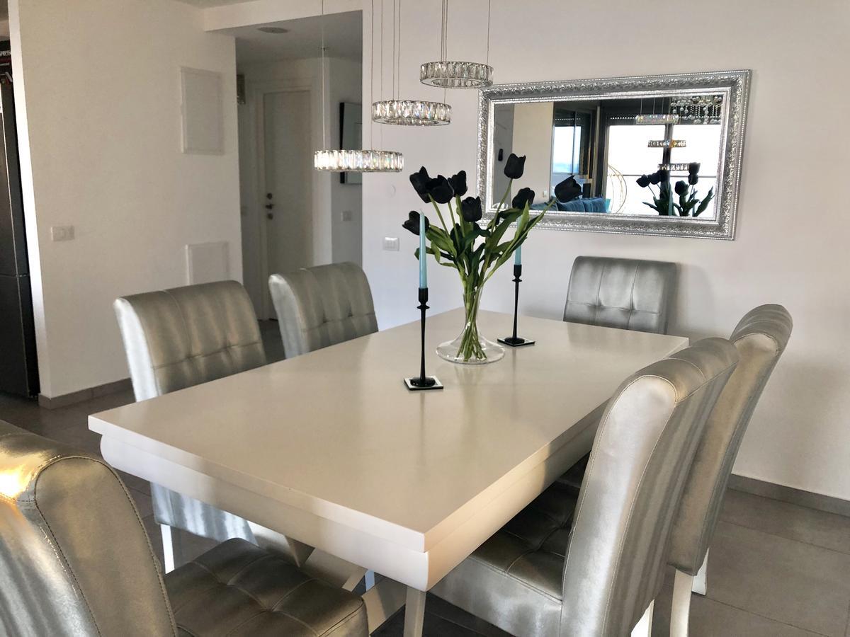 Panorama Apartment " City Garden " Bat Yam Exterior photo