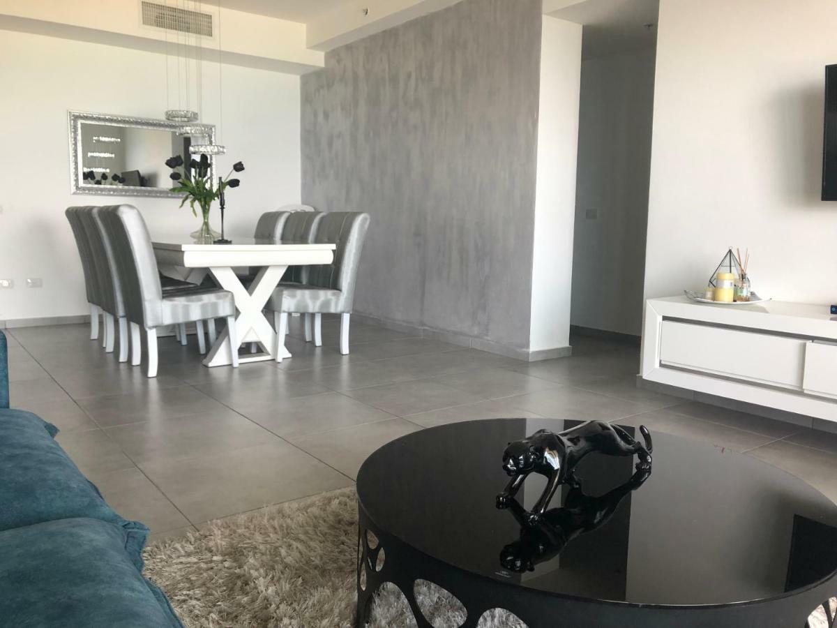 Panorama Apartment " City Garden " Bat Yam Exterior photo